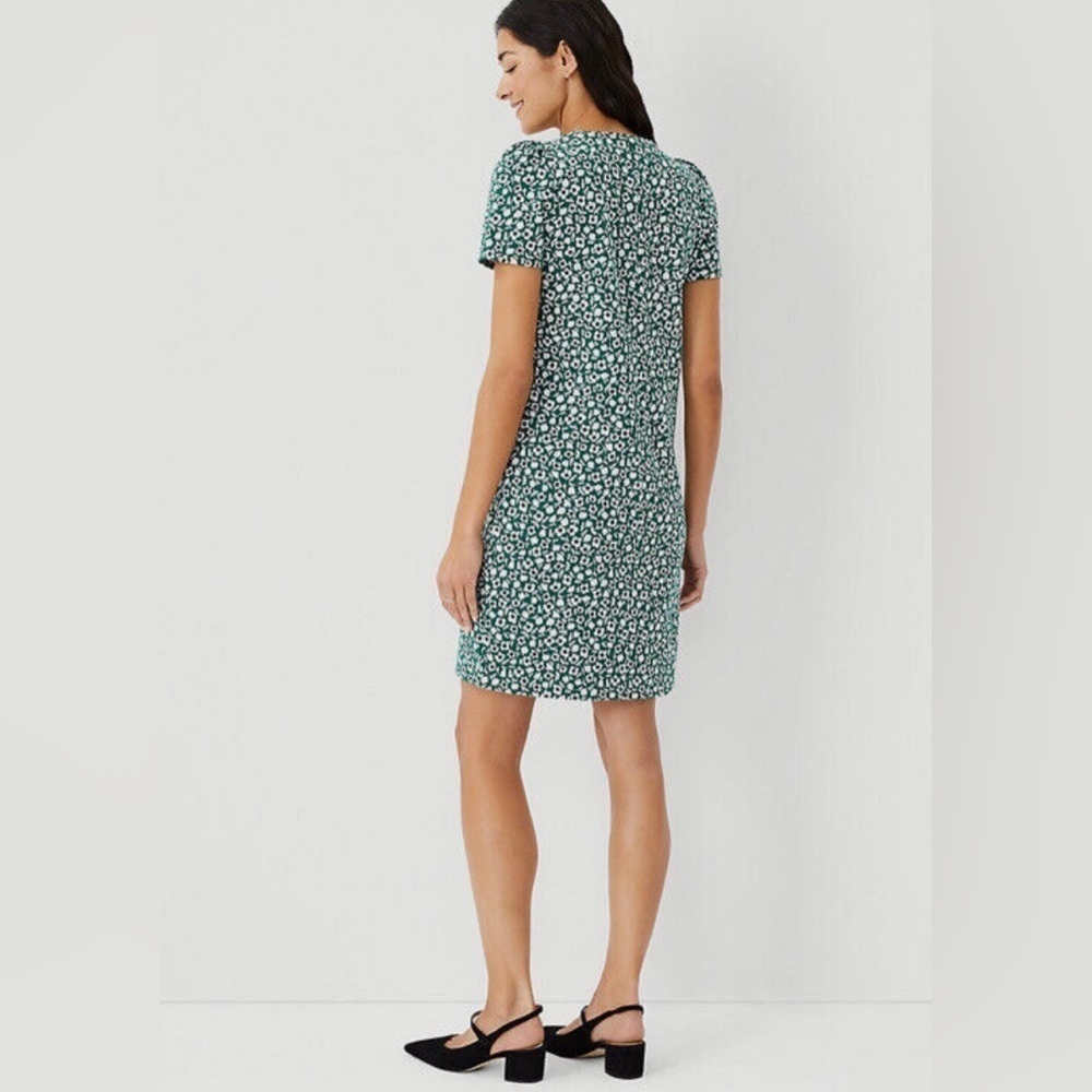 NWT Ann Taylor Floral Puff Sleeve Short Sleeve Shift Dress Green Size 16 - Picture 2 of 12